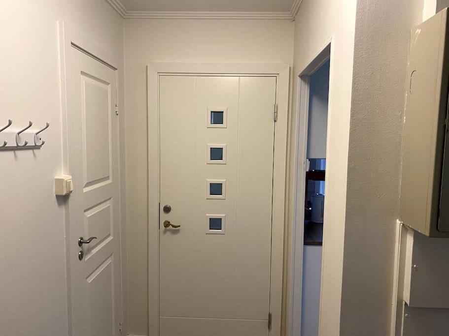 Lovely 2 Bedroom Apartmen With Free Parking Bergen Extérieur photo