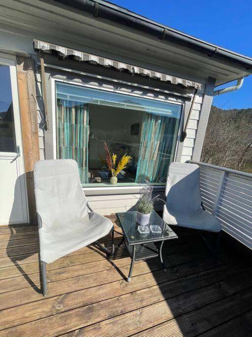 Lovely 2 Bedroom Apartmen With Free Parking Bergen Extérieur photo