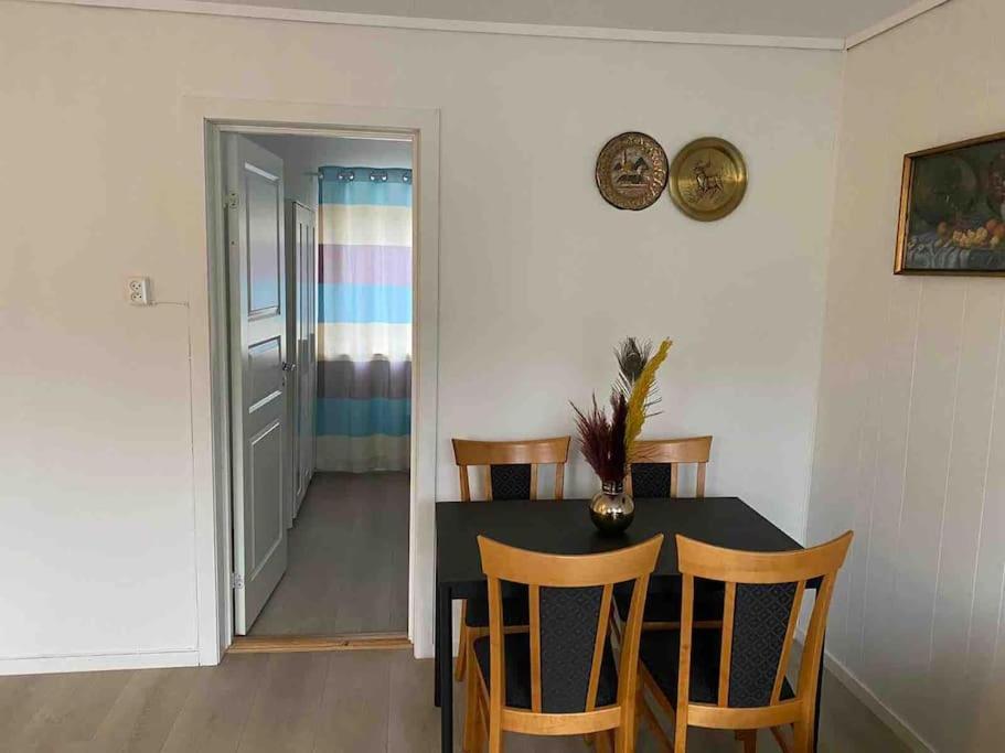 Lovely 2 Bedroom Apartmen With Free Parking Bergen Extérieur photo